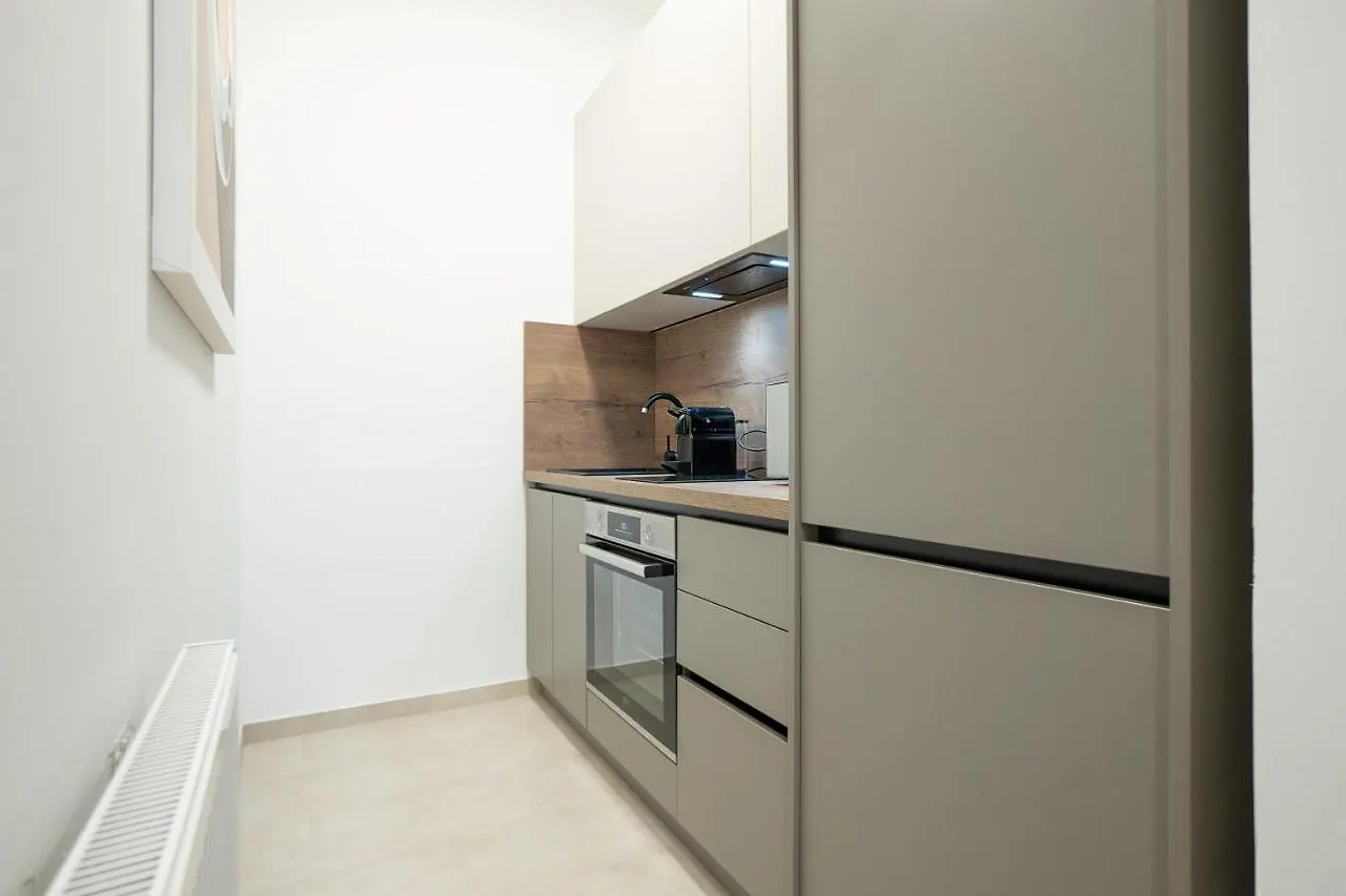 Modern Apartment With A Balcony Near Belvedere فيينا