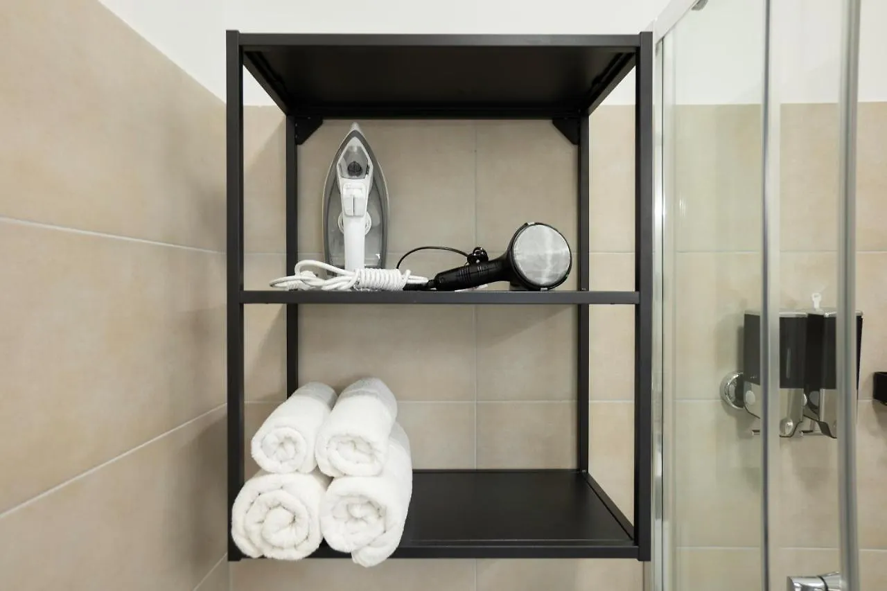 Modern Apartment With A Balcony Near Belvedere فيينا