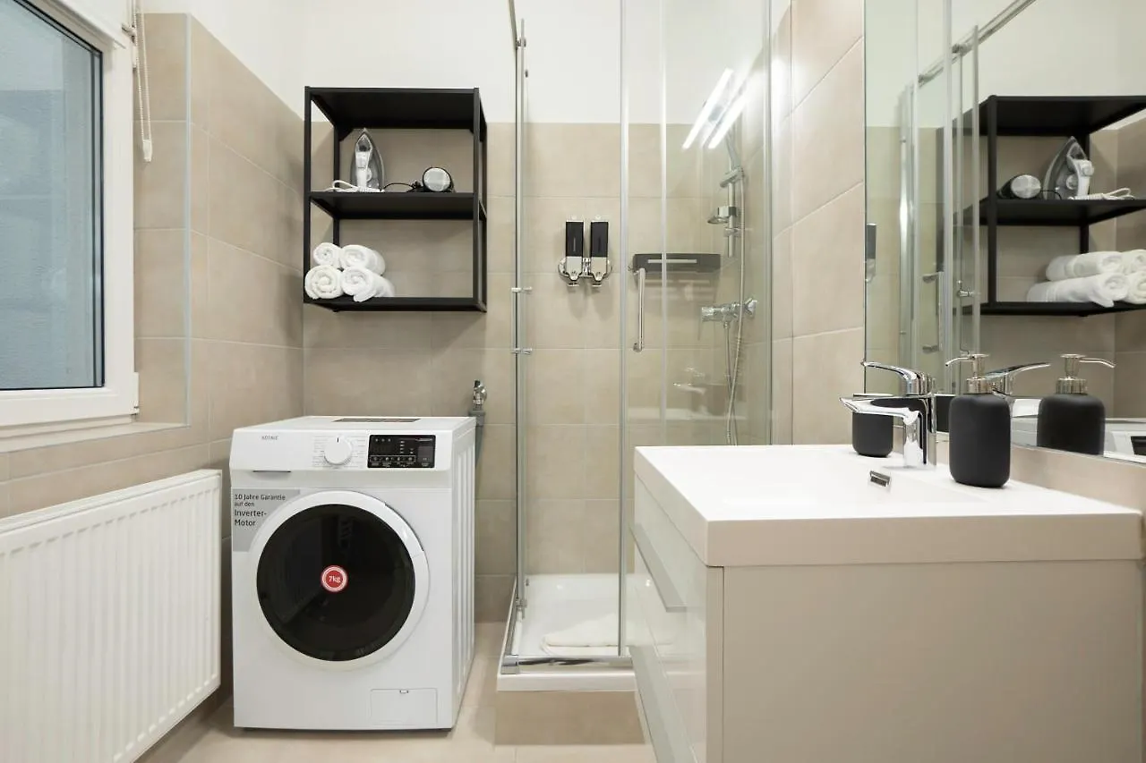 Modern Apartment With A Balcony Near Belvedere فيينا
