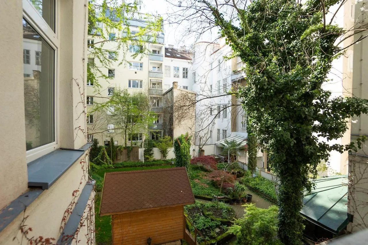 Modern Apartment With A Balcony Near Belvedere فيينا النمسا